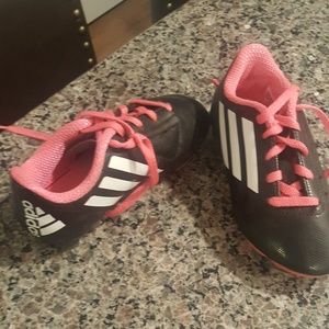 Girls soccer shoes